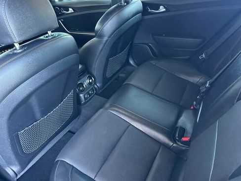 Used 2020 Kia Stinger GT-Line RWD image 12