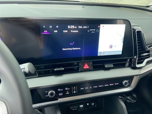 Used 2023 Kia Sportage EX FWD image 24