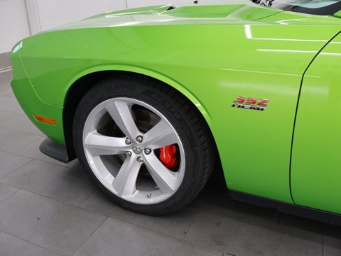 Used 2011 Dodge Challenger SRT8 w/ Green w/Envy Group RWD image 31