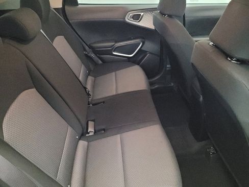 Used 2023 Kia Soul LX image 19