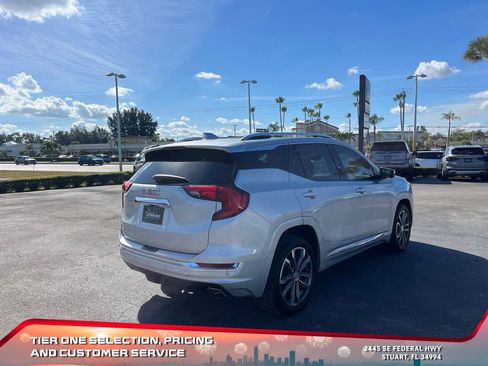 Used 2020 GMC Terrain Denali w/ Denali Premium Package image 7