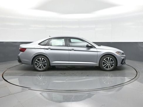 New 2026 Volkswagen Jetta Sport FWD image 8