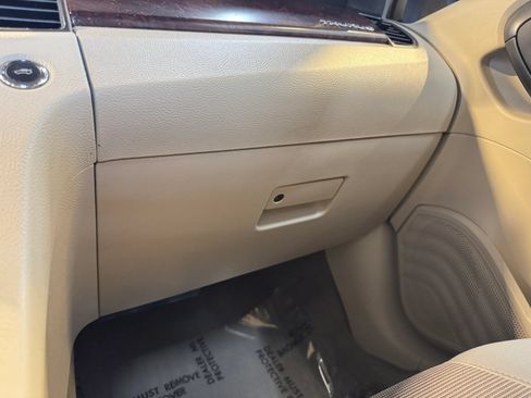 Used 2010 Ford Taurus SEL FWD image 20