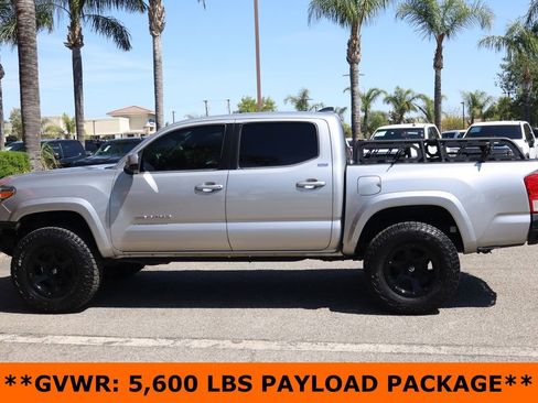 Used 2016 Toyota Tacoma SR5 image 5