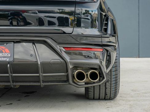 Used 2025 Lamborghini Urus SE image 50