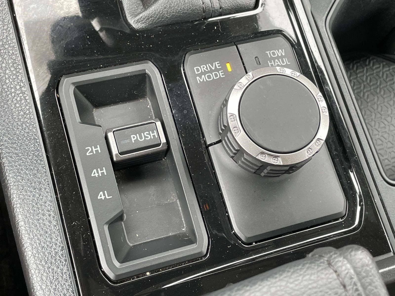 Used 2023 Toyota Tundra SR5 w/ SR5 Convenience Package AWD/4WD image 23