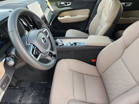 New 2026 Volvo XC60 B5 Plus w/ Protection Package Premier image 4