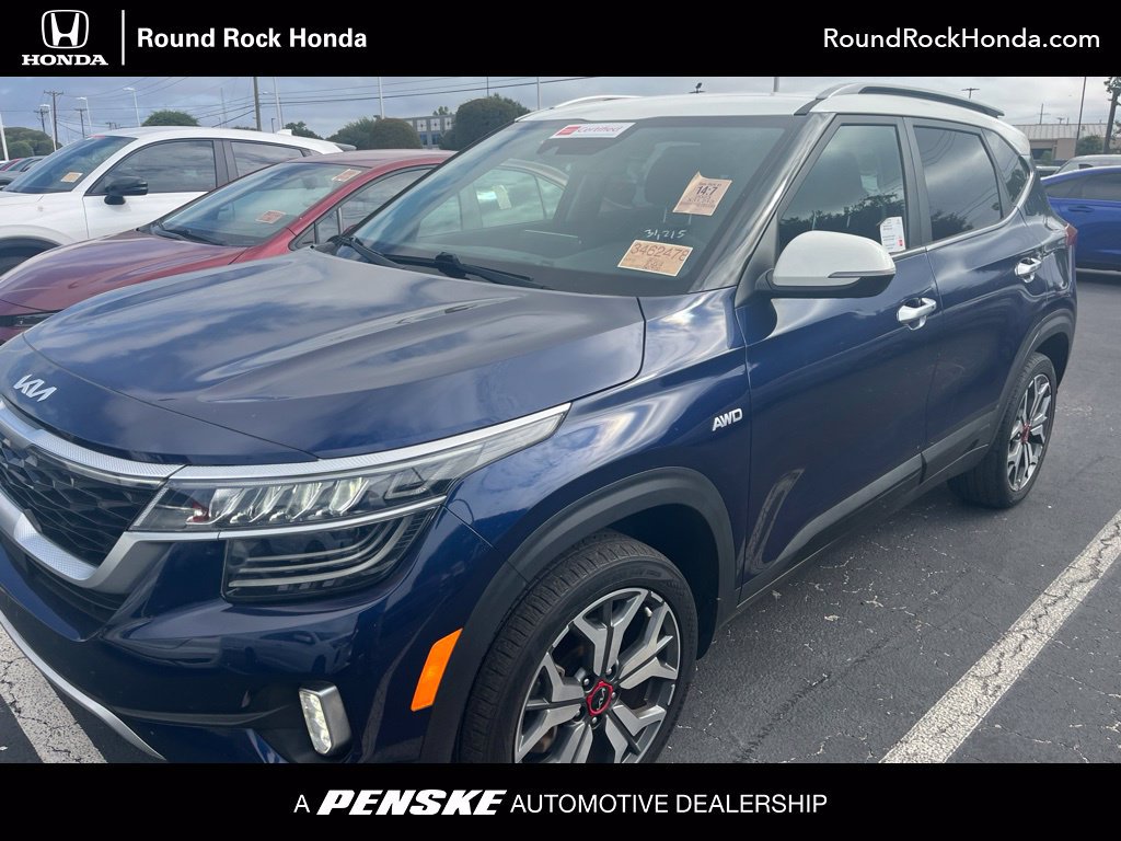 Used 2023 Kia Seltos SX AWD/4WD image 1