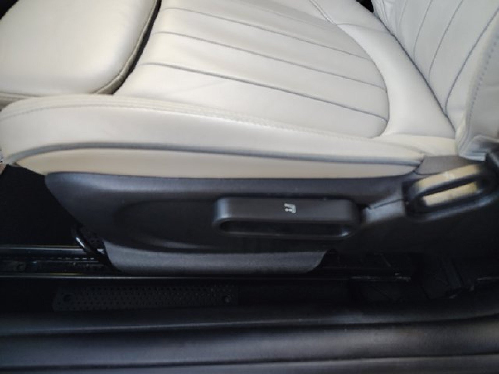 Used 2019 MINI Cooper S FWD image 11