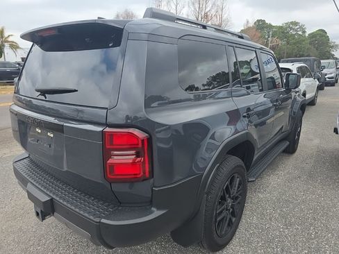 Used 2024 Toyota Land Cruiser image 5