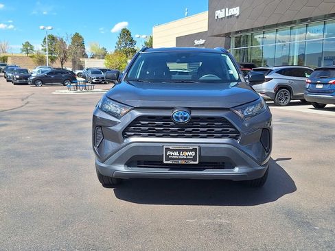Used 2021 Toyota RAV4 LE AWD/4WD image 8