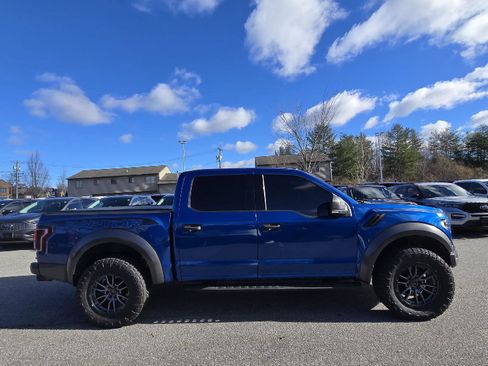 Used 2018 Ford F150 Raptor w/ Equipment Group 801A Mid image 2