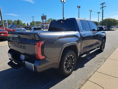 Used 2024 Toyota Tundra Limited AWD/4WD image 6