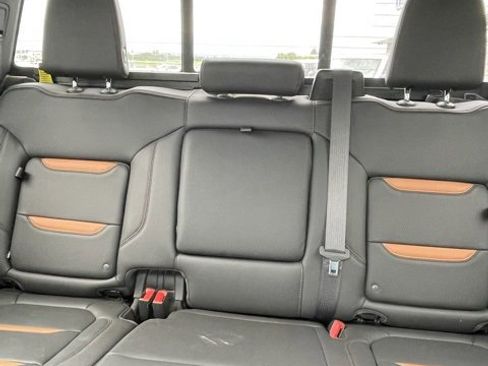 Used 2020 GMC Sierra 1500 AT4 w/ AT4 Premium Package image 20