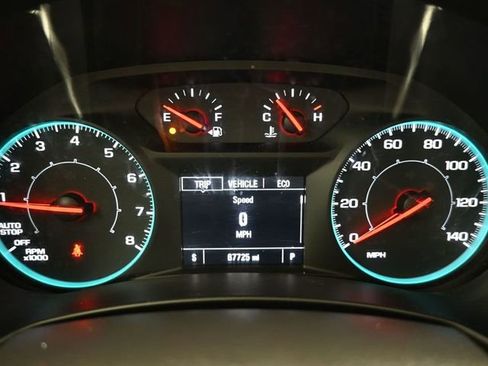 Used 2021 Chevrolet Equinox LS image 38