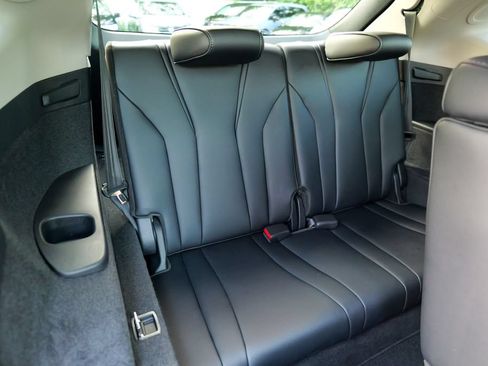 Used 2025 Acura MDX SH-AWD w/ Technology Package image 35