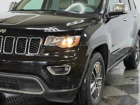 Used 2019 Jeep Grand Cherokee Limited image 6