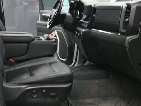 Used 2024 Chevrolet Silverado 2500 LTZ AWD/4WD image 15