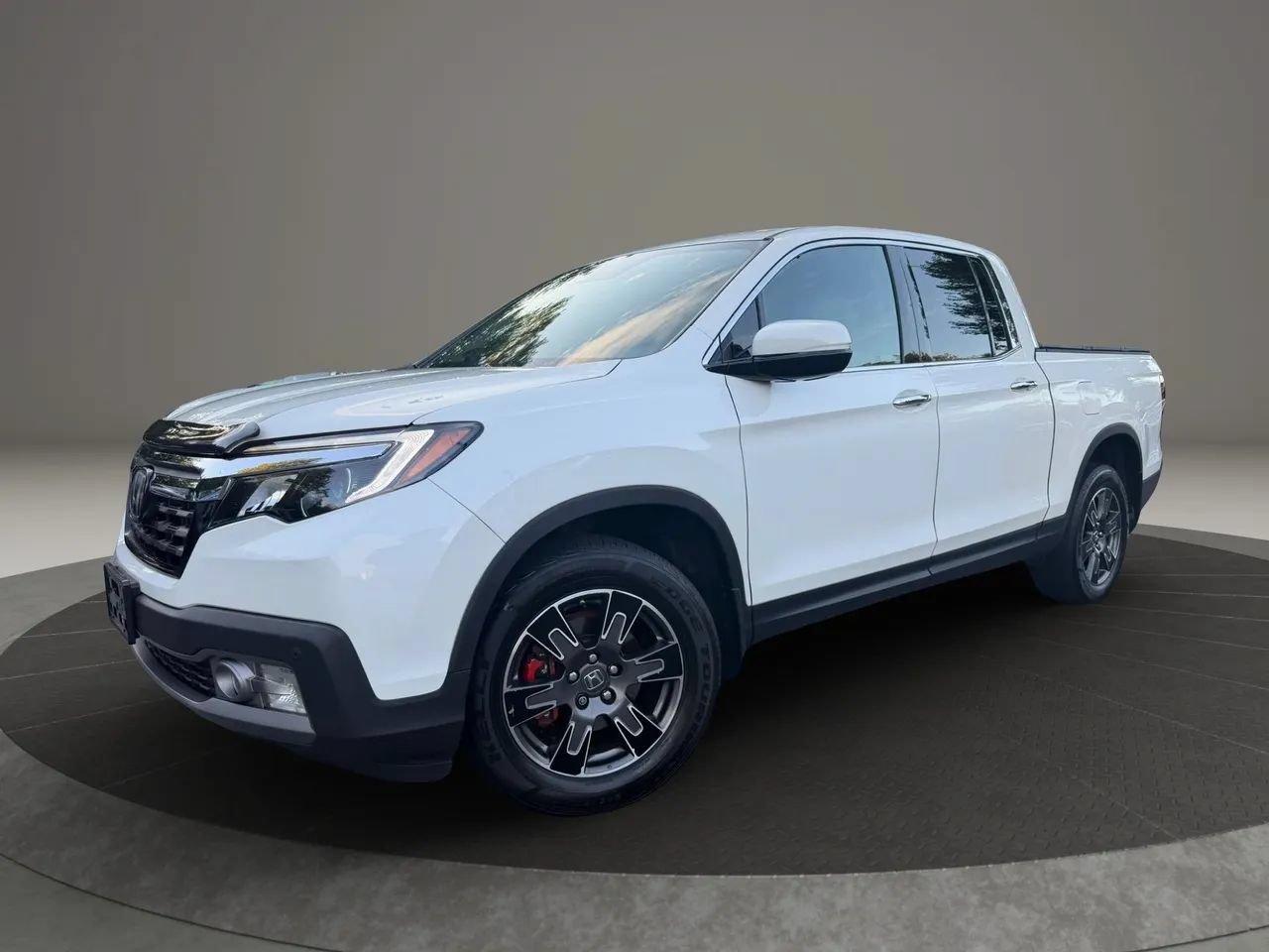 Used 2019 Honda Ridgeline RTL-E image 1