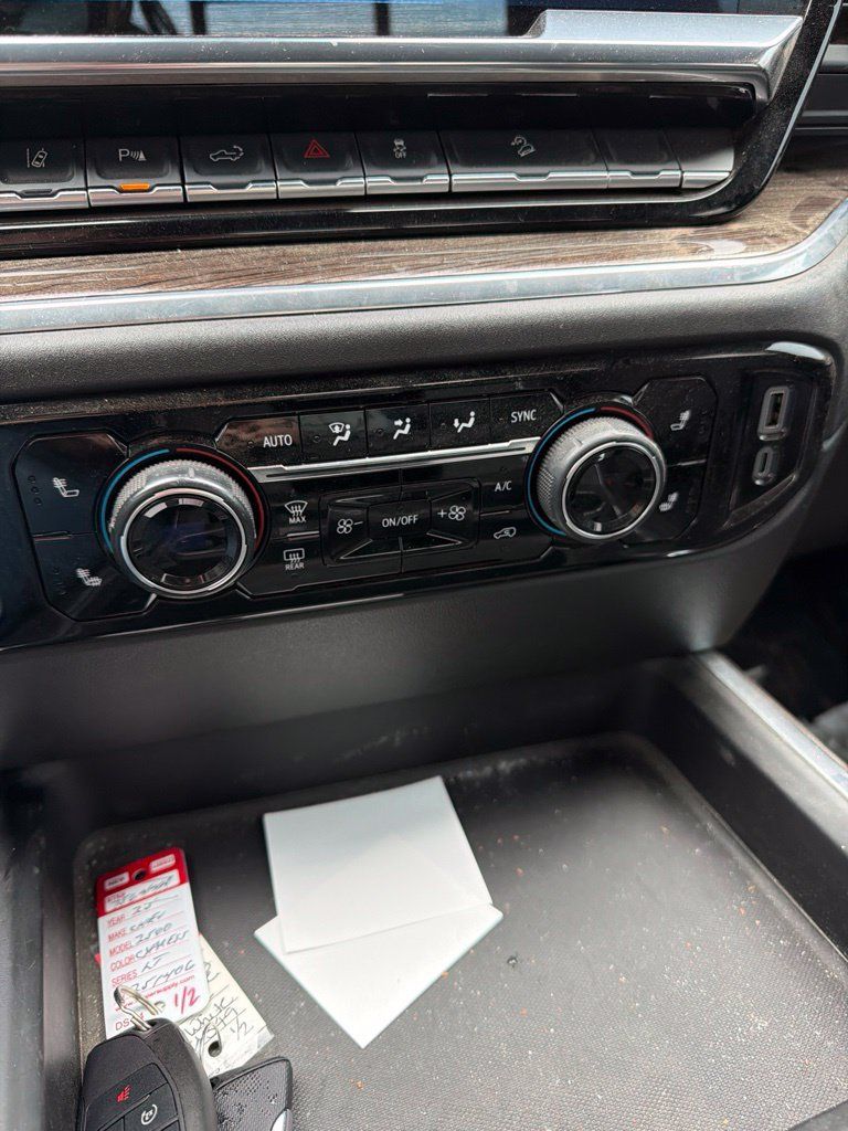 Used 2025 Chevrolet Silverado 2500 LT w/ All Star Edition AWD/4WD image 25