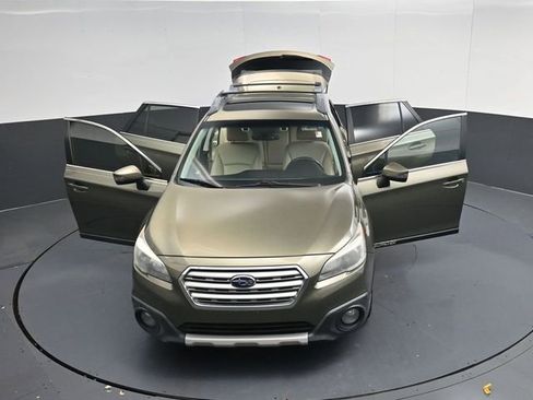 Used 2015 Subaru Outback 3.6R Limited image 58