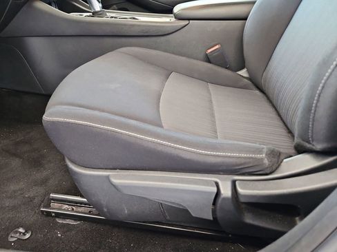 Used 2024 Nissan Sentra SV FWD image 23