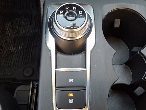 Used 2022 Ford Escape SE w/ Convenience Package image 18