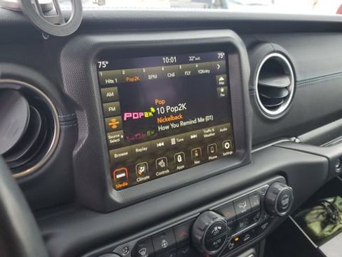 Used 2022 Jeep Wrangler Unlimited Rubicon 4xe w/ Steel Bumper Group image 13