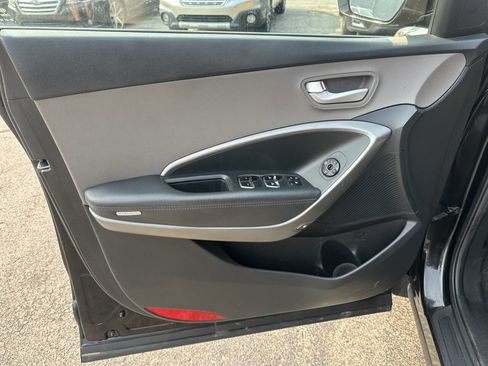 Used 2018 Hyundai Santa Fe Sport w/ 2.4L Value Package 02 image 5