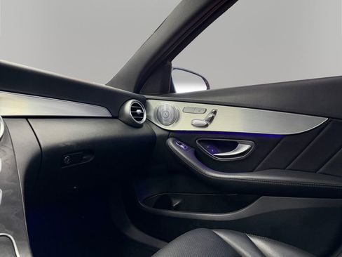 Used 2019 Mercedes-Benz C 300 Sedan image 25