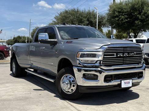 Used 2024 RAM 3500 Laramie w/ Safety Group AWD/4WD image 2