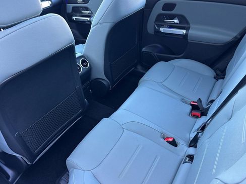 Used 2026 Mercedes-Benz GLB 250 image 21