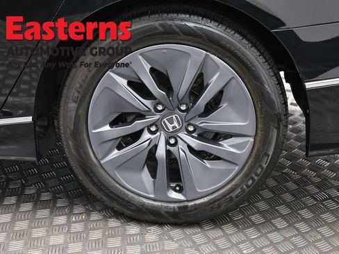 Used 2022 Honda Accord EX-L image 33