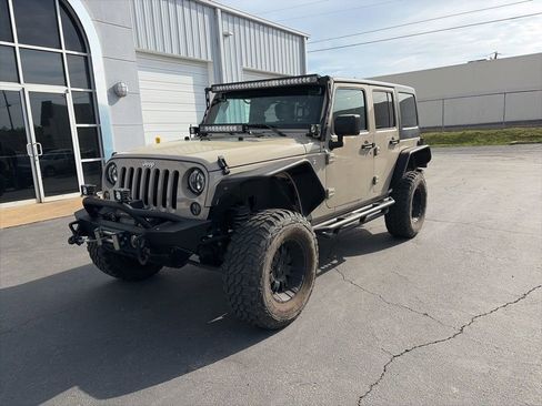 Used 2016 Jeep Wrangler Unlimited Sport w/ Connectivity Group image 3