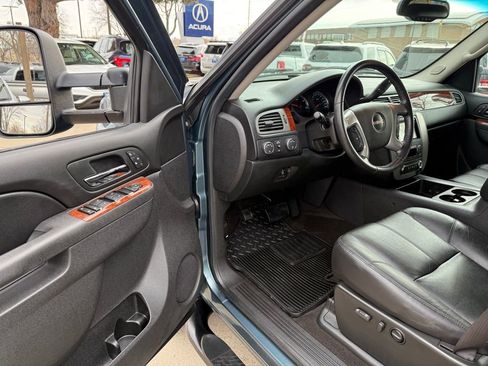 Used 2010 GMC Sierra 2500 SLT w/ SLT Convenience Package image 10