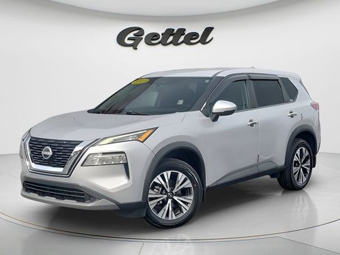 Used 2023 Nissan Rogue SV FWD image 2