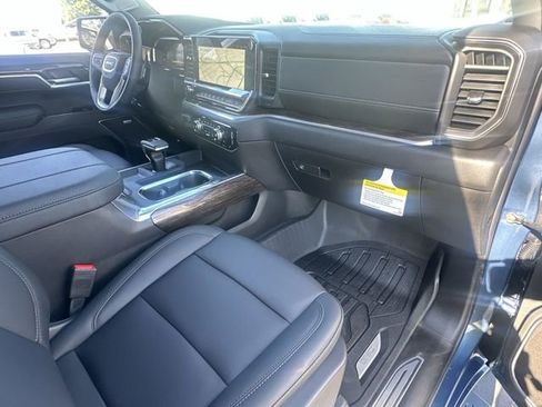 New 2026 GMC Sierra 1500 Elevation w/ Elevation Premium Package AWD/4WD image 29