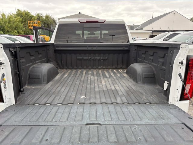 Used 2022 GMC Sierra 1500 Denali w/ Denali Premium Package RWD image 10