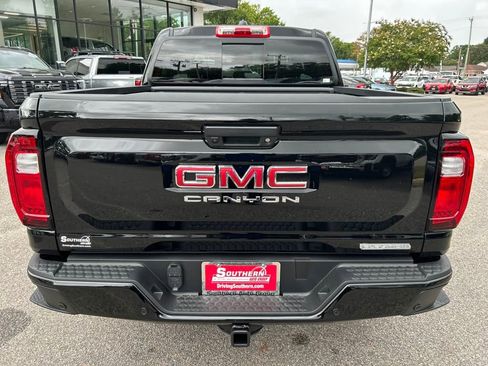 New 2026 GMC Canyon Elevation w/ Convenience Package image 4