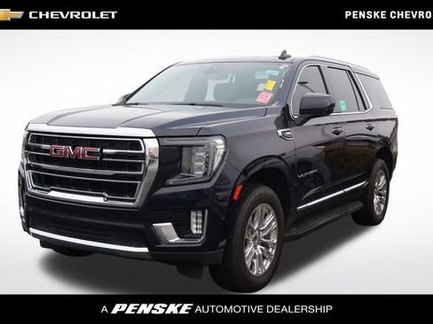 Used 2021 GMC Yukon SLT image 1