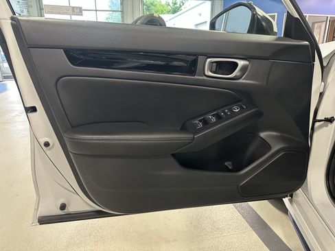 Used 2023 Honda Civic EX-L image 20