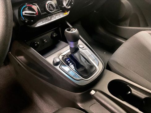 Used 2023 Hyundai Kona SEL image 21