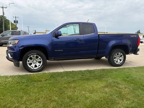 Used 2016 Chevrolet Colorado LT w/ LT Convenience Package AWD/4WD image 11