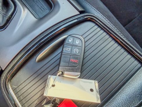 Used 2023 Dodge Charger R/T w/ Plus Group image 27