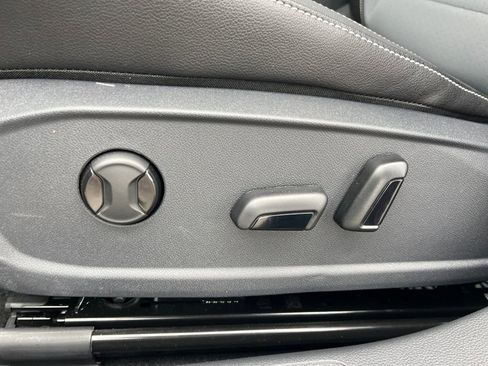 Used 2026 Volkswagen Jetta SE image 27