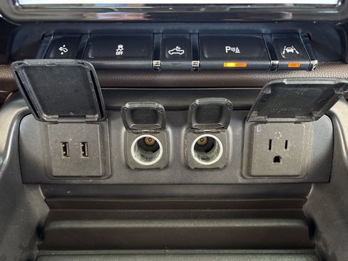 Used 2016 GMC Sierra 1500 SLT w/ Texas SLT Premium Package image 41