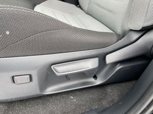 Used 2025 Toyota 4Runner TRD Off-Road image 23