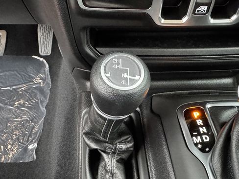 New 2025 Jeep Wrangler Sport S image 23