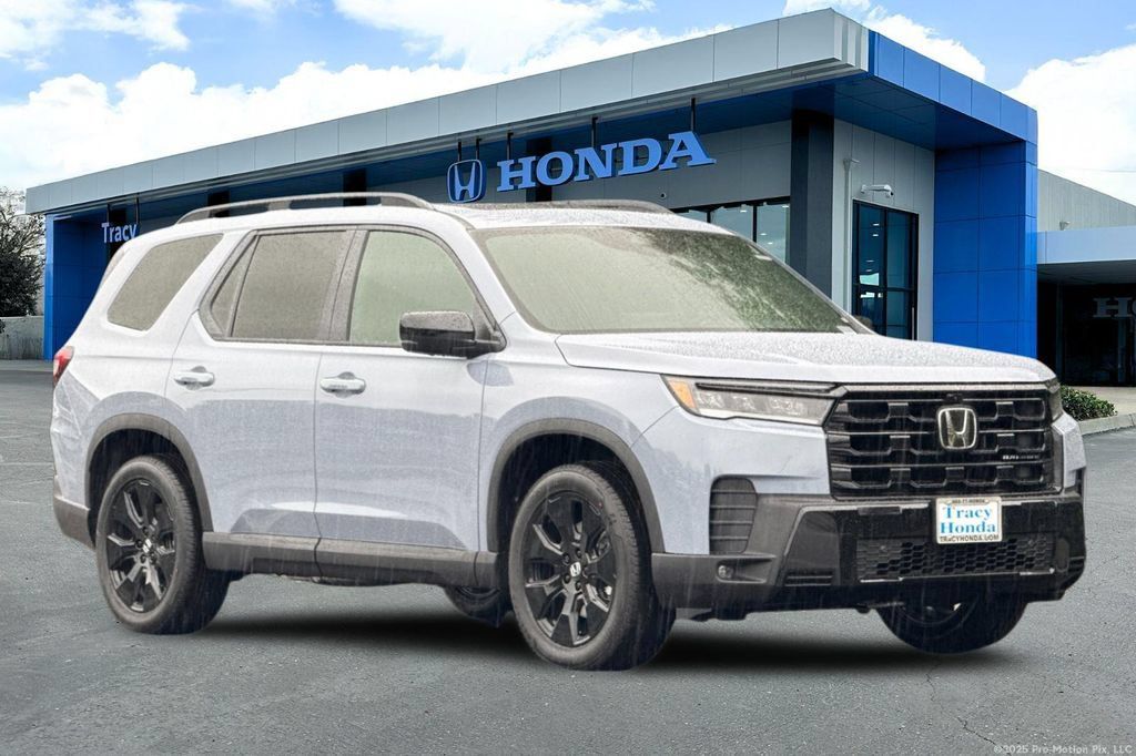 New 2026 Honda Pilot Black Edition image 1