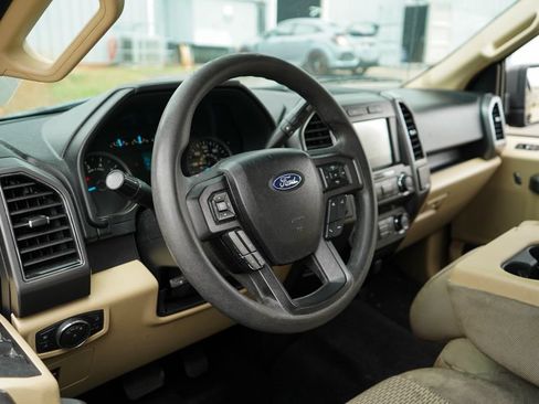Used 2020 Ford F150 XLT RWD image 6